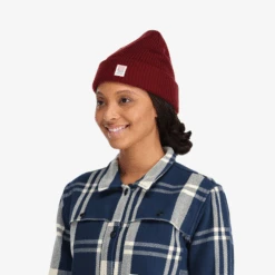 Topo Designs Watch Cap -Urban Trail Cheap Store F22 WatchCap Burgundy 542204601 Detail 102x