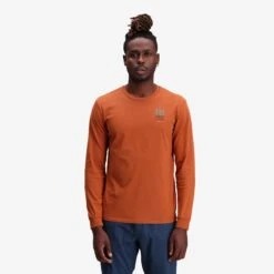 Topo Designs Large Logo Tee Long Sleeve - Men's 11 Topo Designs Large Logo Tee Long Sleeve - Men's -Urban Trail Cheap Store F23 M Large Logo Tee LS Clay 412202303 Front 1
