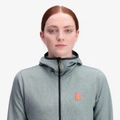 Topo Designs Global Midlayer Hoodie - Women's 26 Topo Designs Global Midlayer Hoodie - Women's -Urban Trail Cheap Store F23 W Mountain Midlayer Hooded LS SlateBlue 122304030 Detail 2