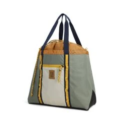 Topo Designs Mountain Utility Tote 26 Topo Designs Mountain Utility Tote -Urban Trail Cheap Store SS25 U MountainUtilityTote BoneWhite Beetle 932431131 Quarter 1 Shopify